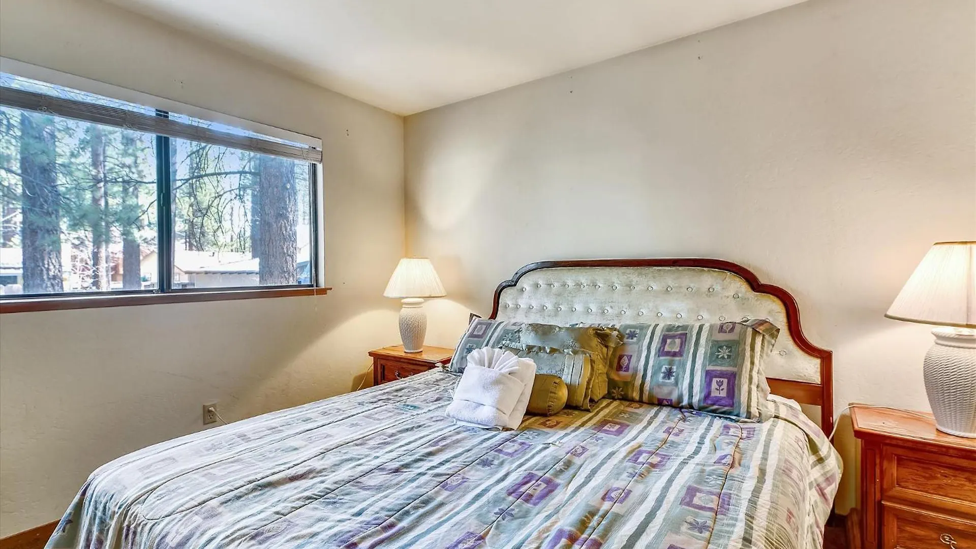 Pet Friendly - Close To Heavenly, Steps To The River South Lake Tahoe